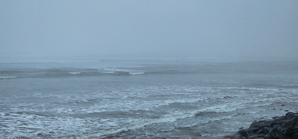too foggy to see anything beyond the tail end of the waves